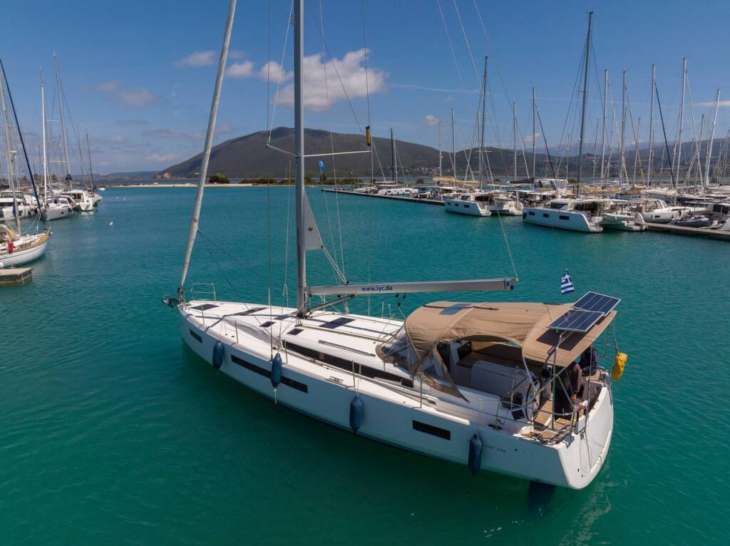Sailing yacht Sun Odyssey 490 Maria