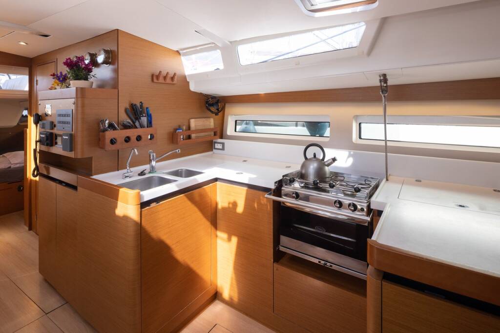 Sailing yacht Sun Odyssey 490 Maria