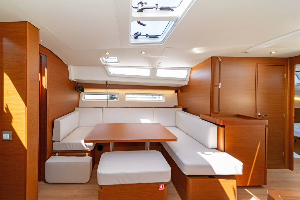 Sailing yacht Sun Odyssey 490 CALICO JACK