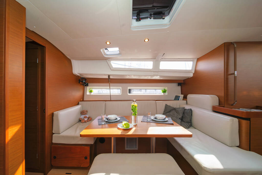 Sailing yacht Sun Odyssey 490 CALICO JACK