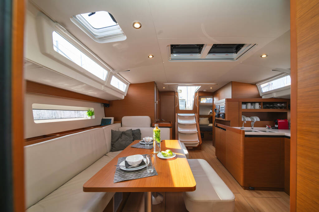 Sailing yacht Sun Odyssey 490 CALICO JACK