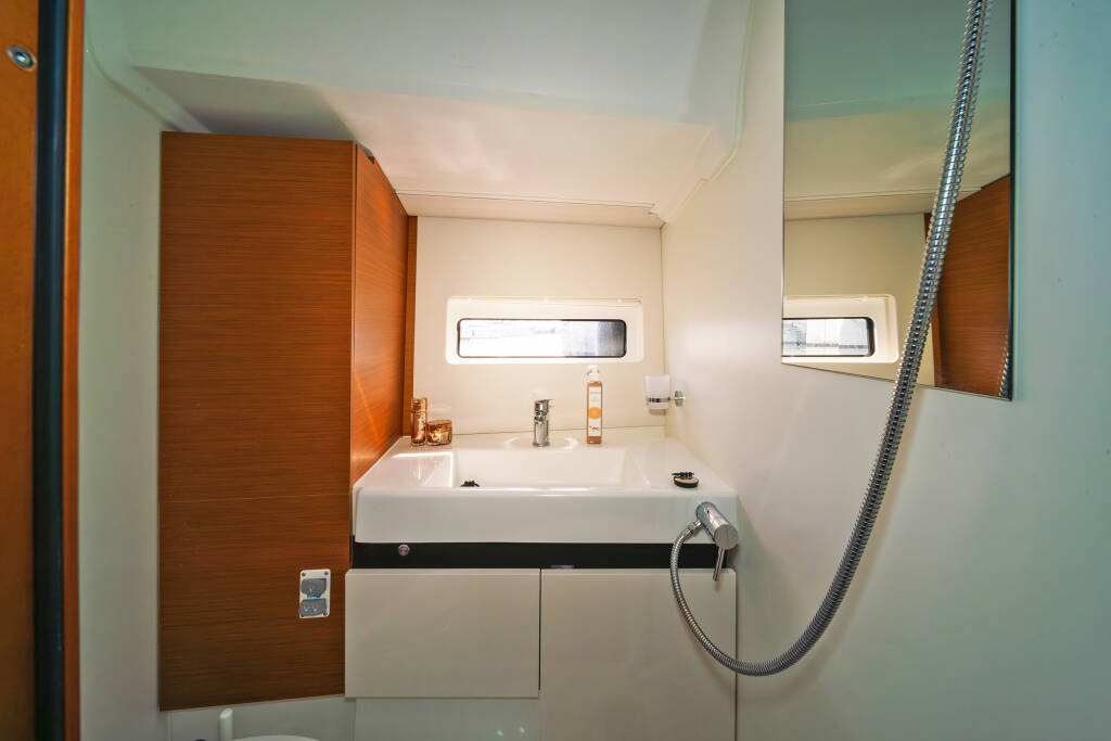 Sailing yacht Sun Odyssey 490 CALICO JACK