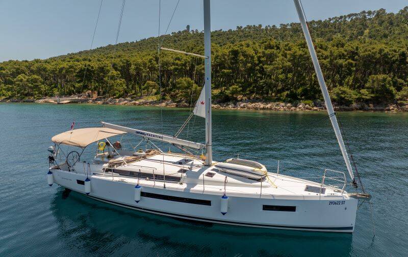 Sailing yacht Sun Odyssey 490 Osejava