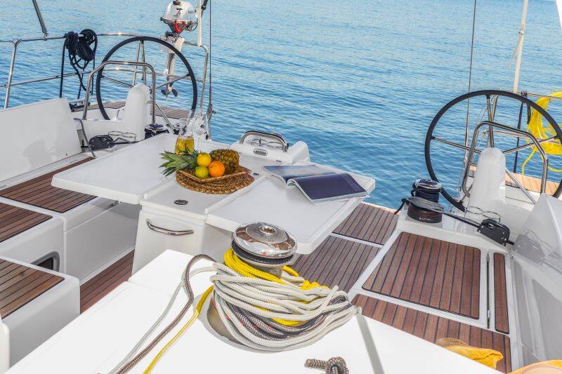 Sailing yacht Sun Odyssey 490 Osejava