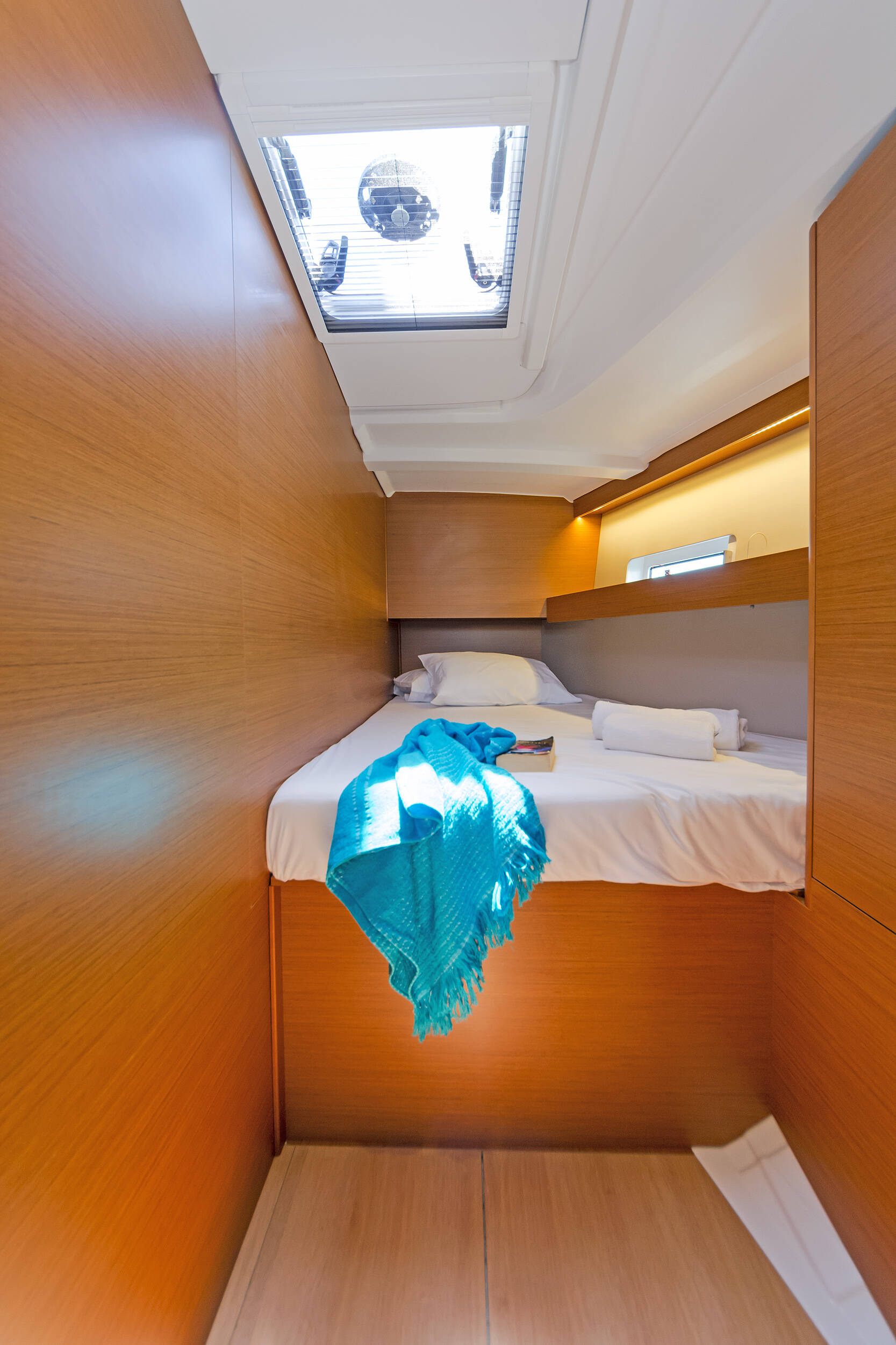 Sailing yacht Sun Odyssey 490 Captain George