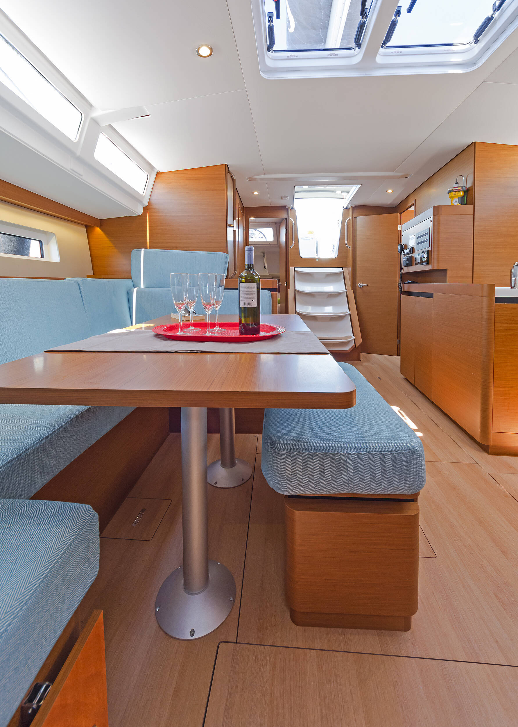Sailing yacht Sun Odyssey 490 Captain George