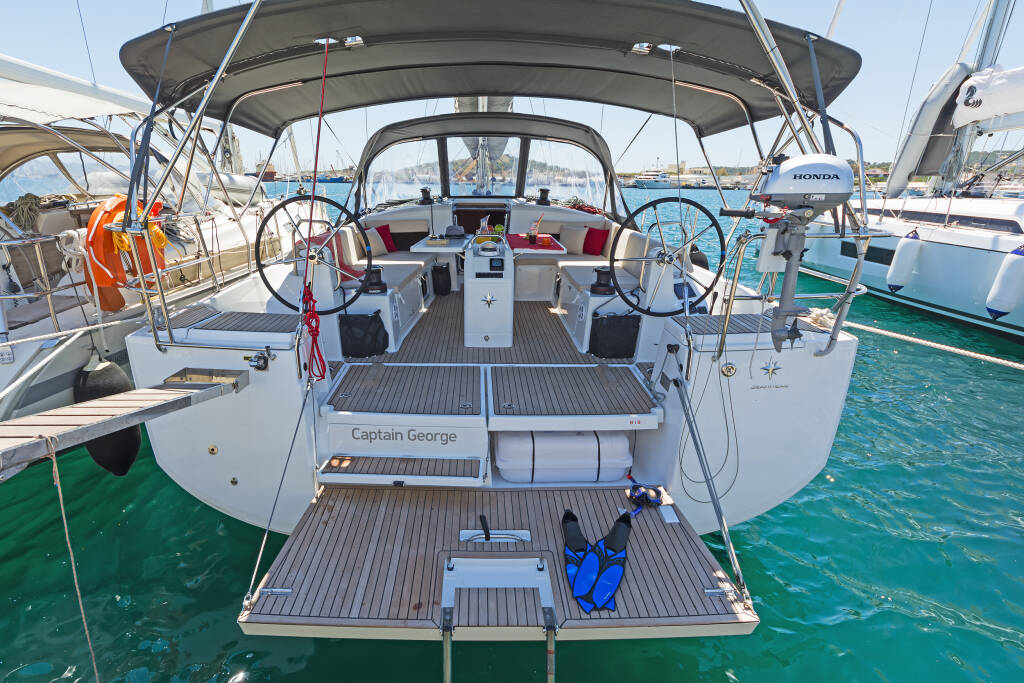 Sailing yacht Sun Odyssey 490 Captain George
