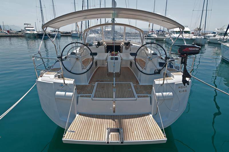 Sailing yacht Sun Odyssey 509 Aqua Kiss