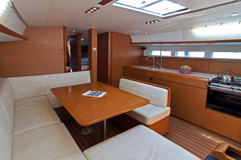 Sailing yacht Sun Odyssey 509 Aqua Kiss