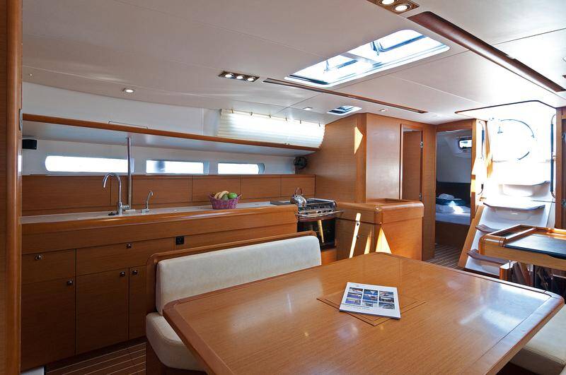 Sailing yacht Sun Odyssey 509 Aqua Kiss