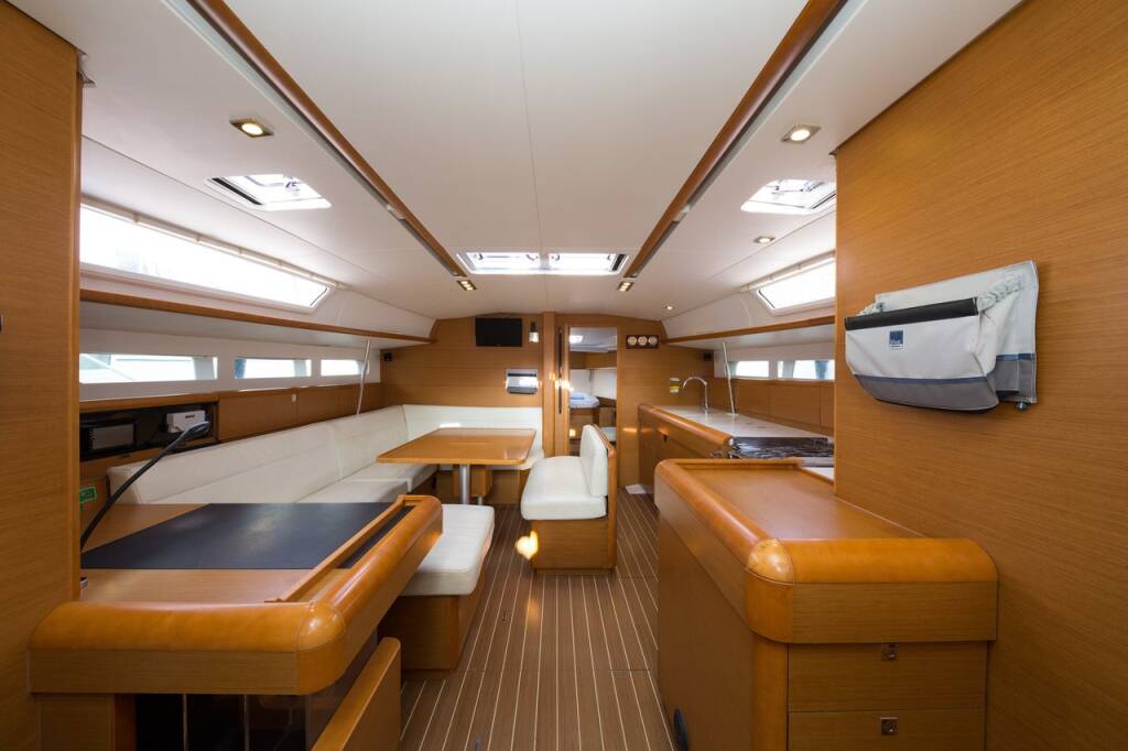 Sailing yacht Sun Odyssey 509 Ilona
