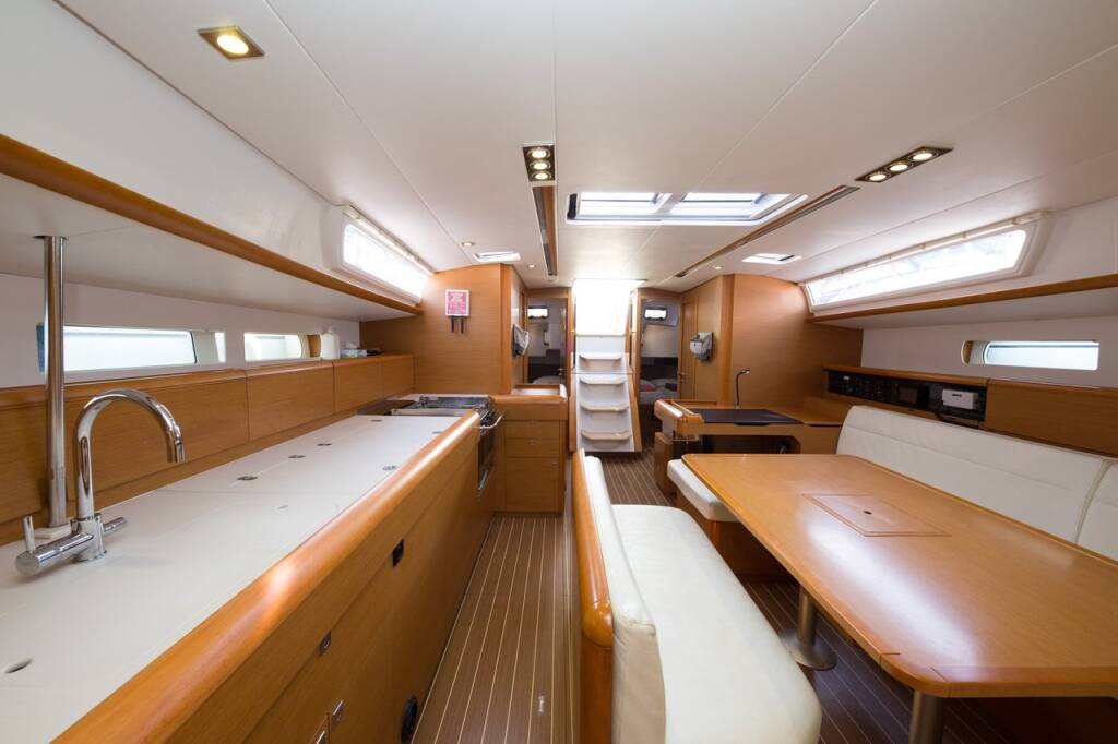 Sailing yacht Sun Odyssey 509 Ilona