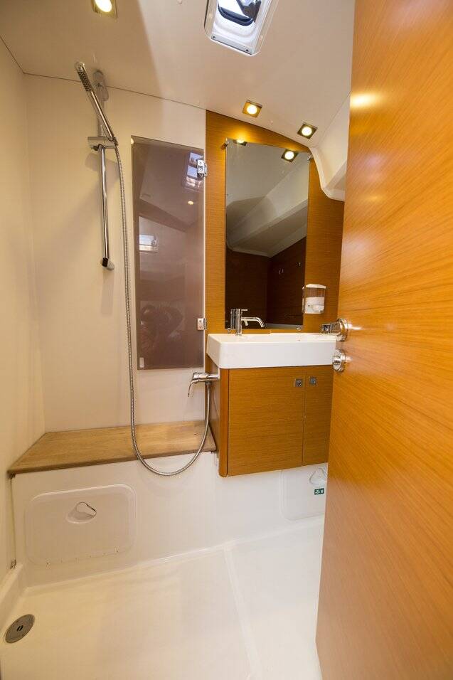 Sailing yacht Sun Odyssey 509 Ilona