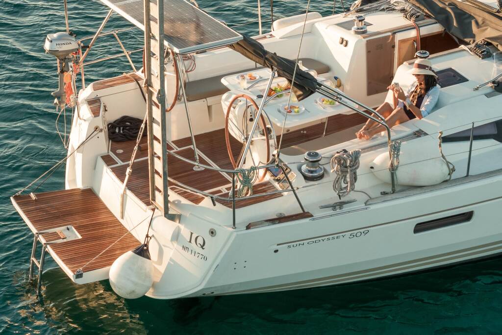 Sailing yacht Sun Odyssey 509 I.Q.