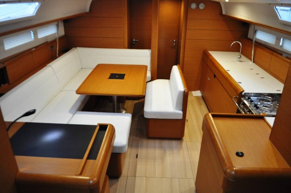 Sailing yacht Sun Odyssey 519 Ataraxia