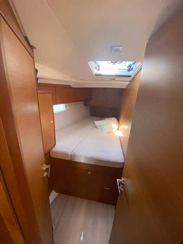 Sailing yacht Sun Odyssey 519 Bianca Lady Gio
