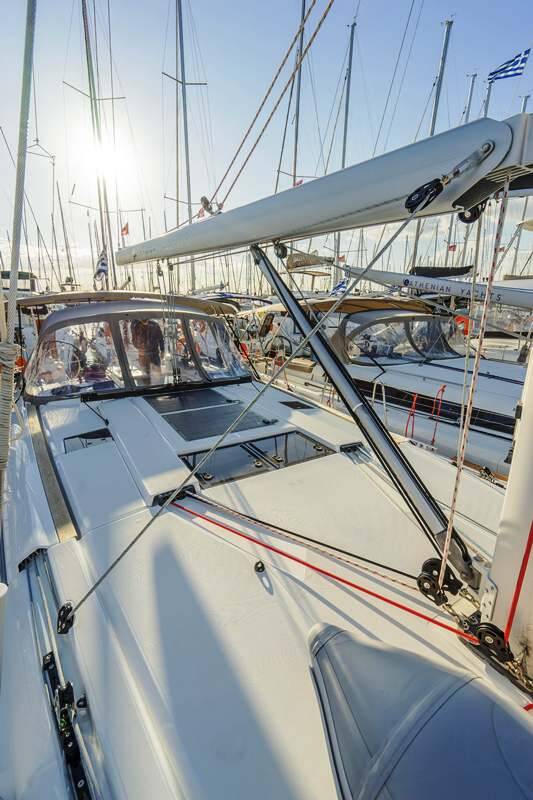 Sailing yacht Sun Odyssey 519 Mayflower