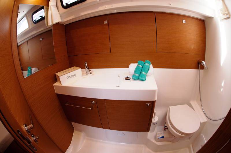 Sailing yacht Sun Odyssey 519 Mayflower