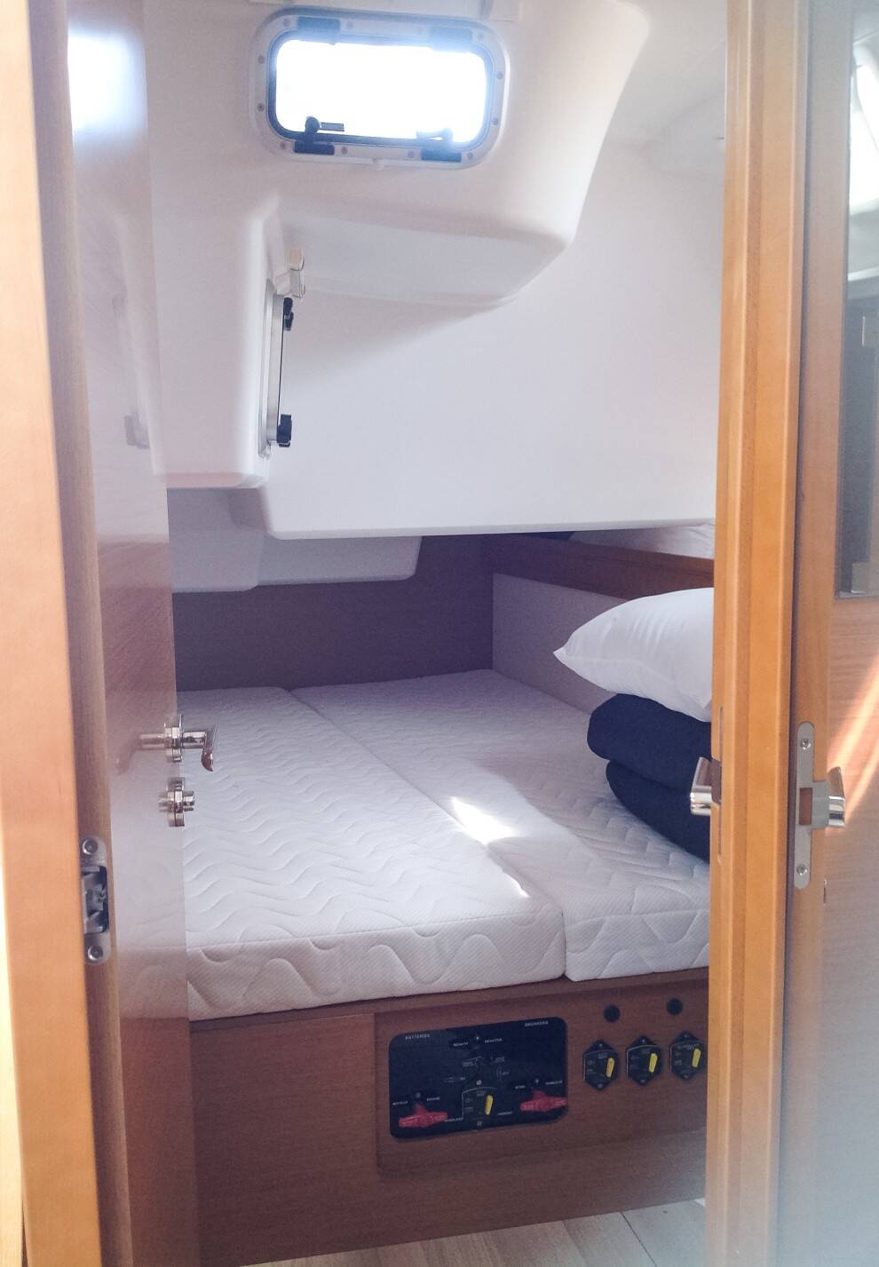 Sailing yacht Sun Odyssey 519 Skopelos