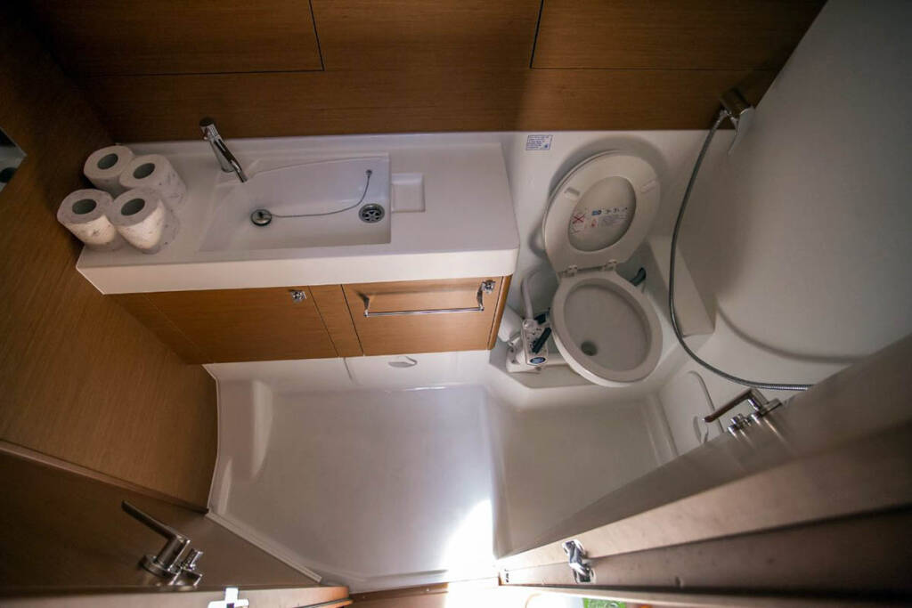 Sailing yacht Sun Odyssey 519 Freyja