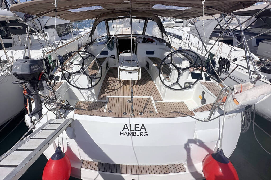 Sailing yacht Sun Odyssey 519 Alea
