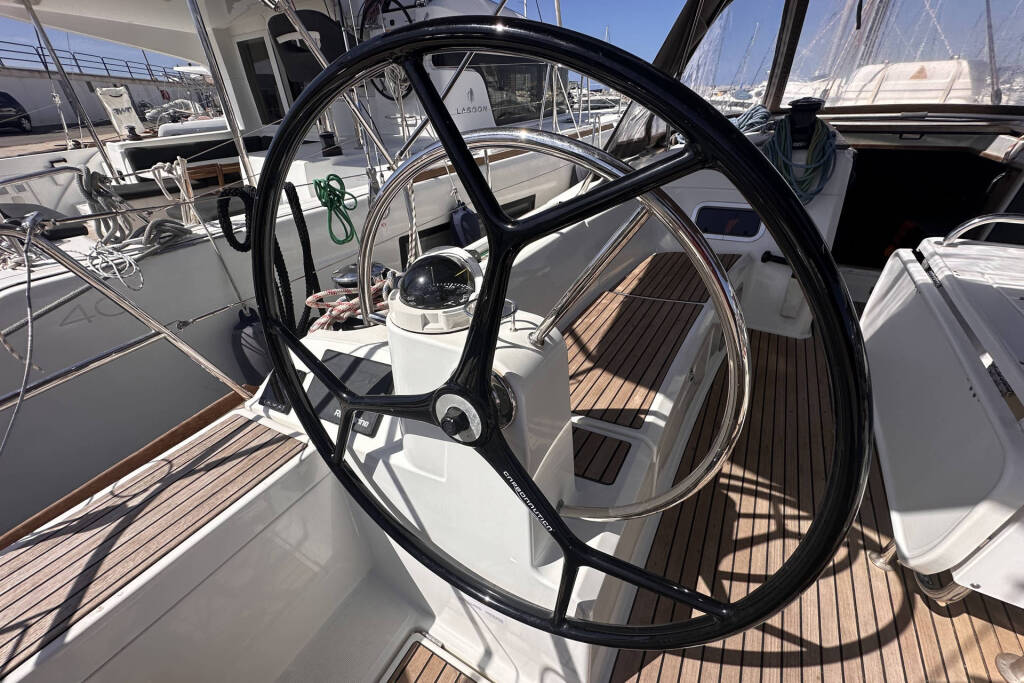 Sailing yacht Sun Odyssey 519 Alea