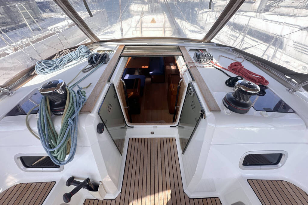 Sailing yacht Sun Odyssey 519 Alea