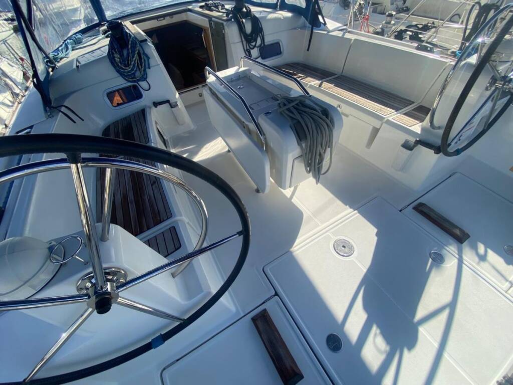 Sailing yacht Sun Odyssey 519 Skopelos