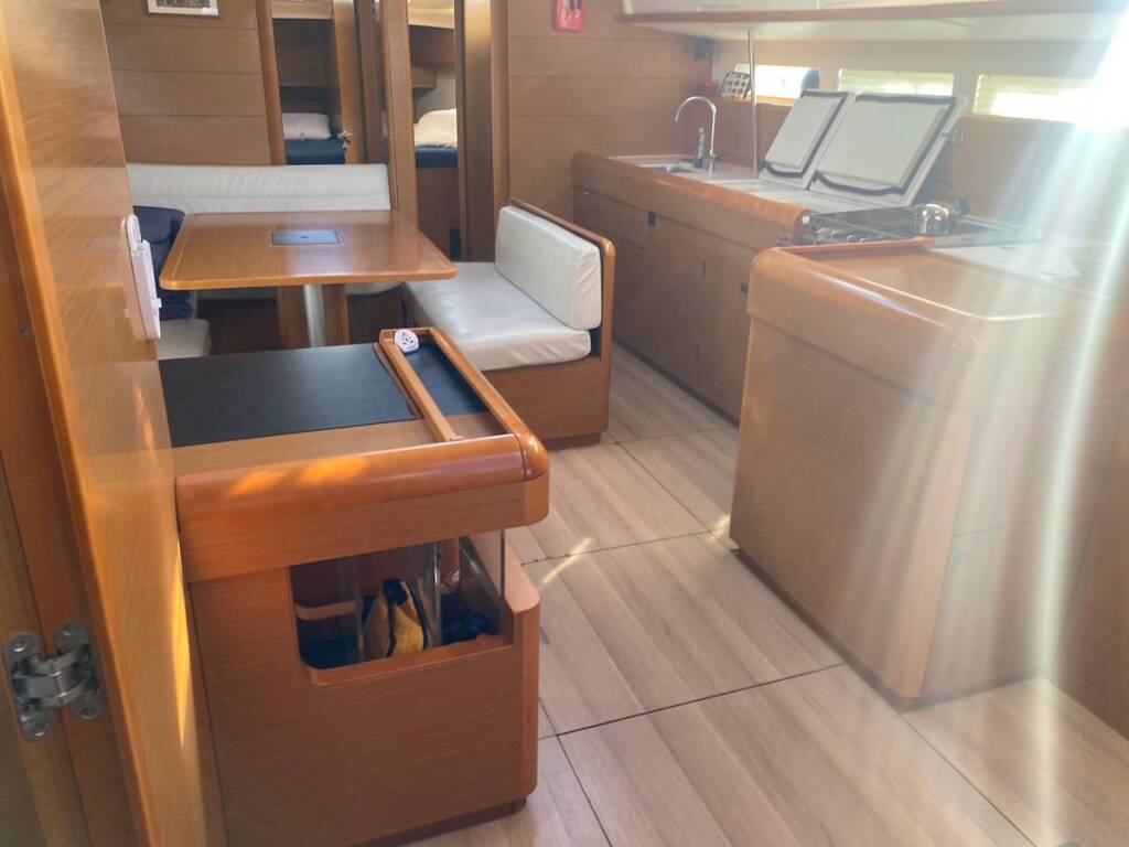 Sailing yacht Sun Odyssey 519 Skopelos