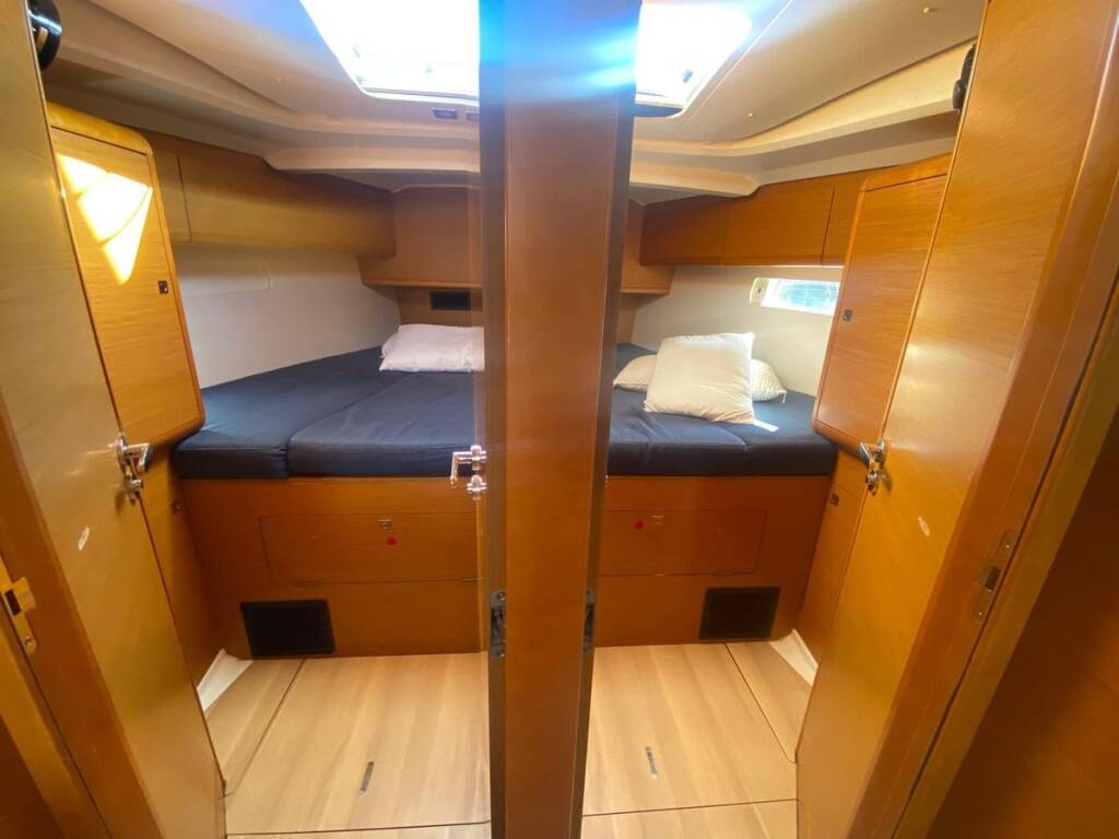 Sailing yacht Sun Odyssey 519 Skopelos
