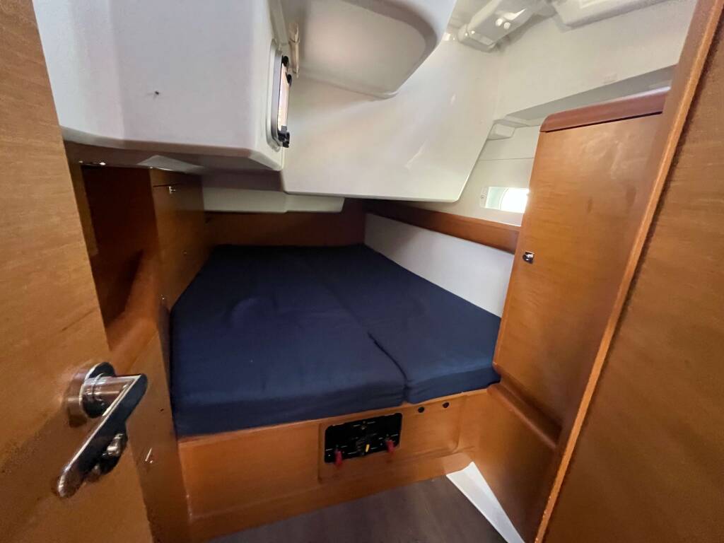 Sailing yacht Sun Odyssey 519 Skopelos