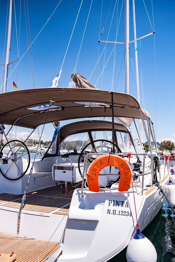 Sailing yacht Sun Odyssey 519 Pinta