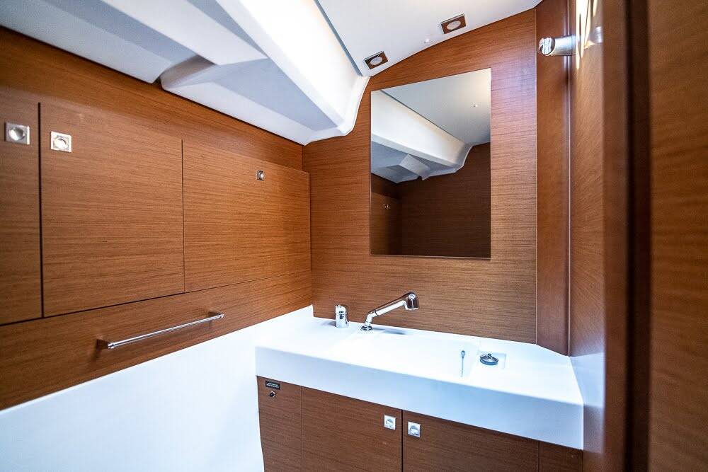 Sailing yacht Sun Odyssey 519 Pinta