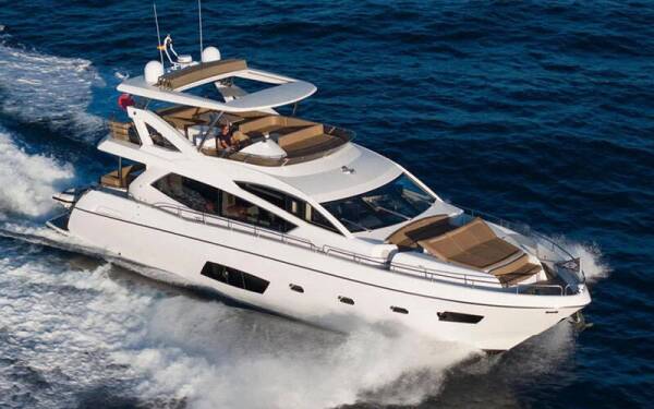 Sunseeker Manhattan 73 Goldeneye Marina Mandalina, Sibenik