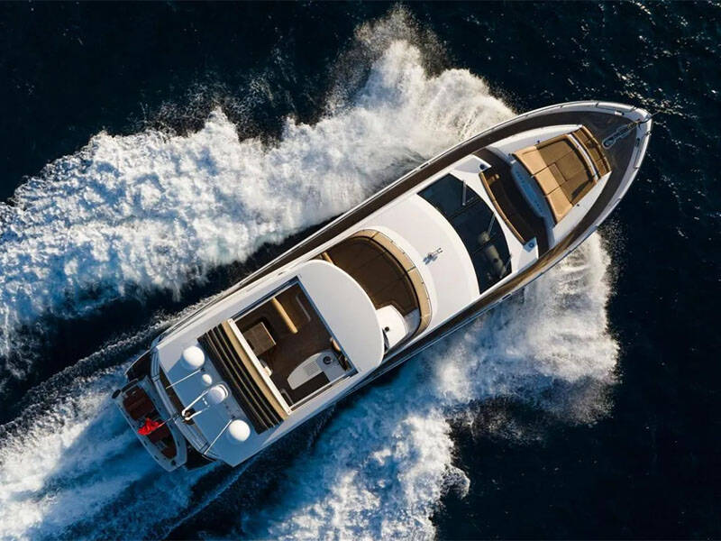 Motor yacht Sunseeker Manhattan 73 Goldeneye