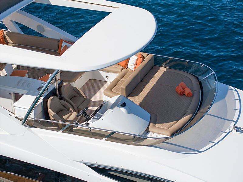 Motor yacht Sunseeker Manhattan 73 Goldeneye