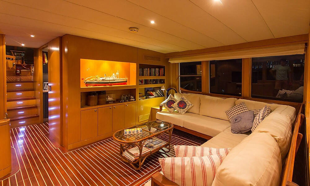 Motoryacht Trawler 77 Troy Explorer