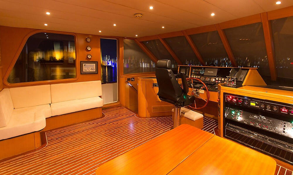 Motoryacht Trawler 77 Troy Explorer