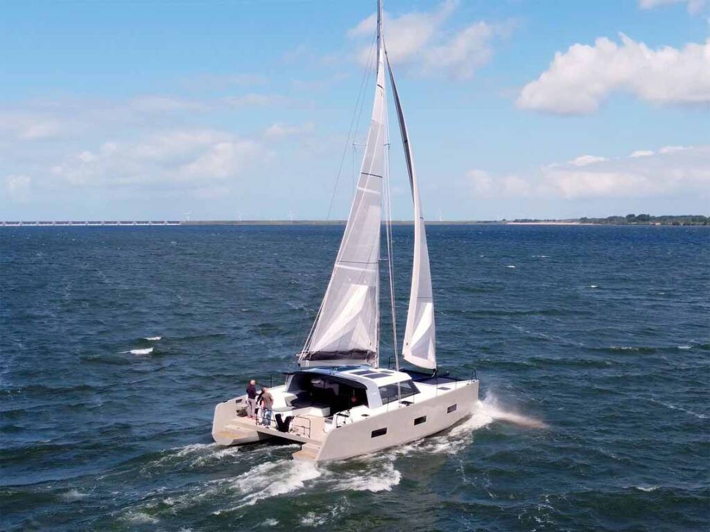 Katamaran Vaan R4 Electric Silence