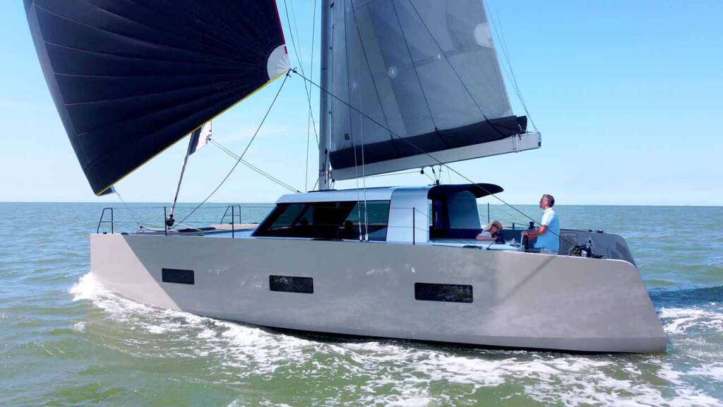 Katamaran Vaan R4 Electric Silence