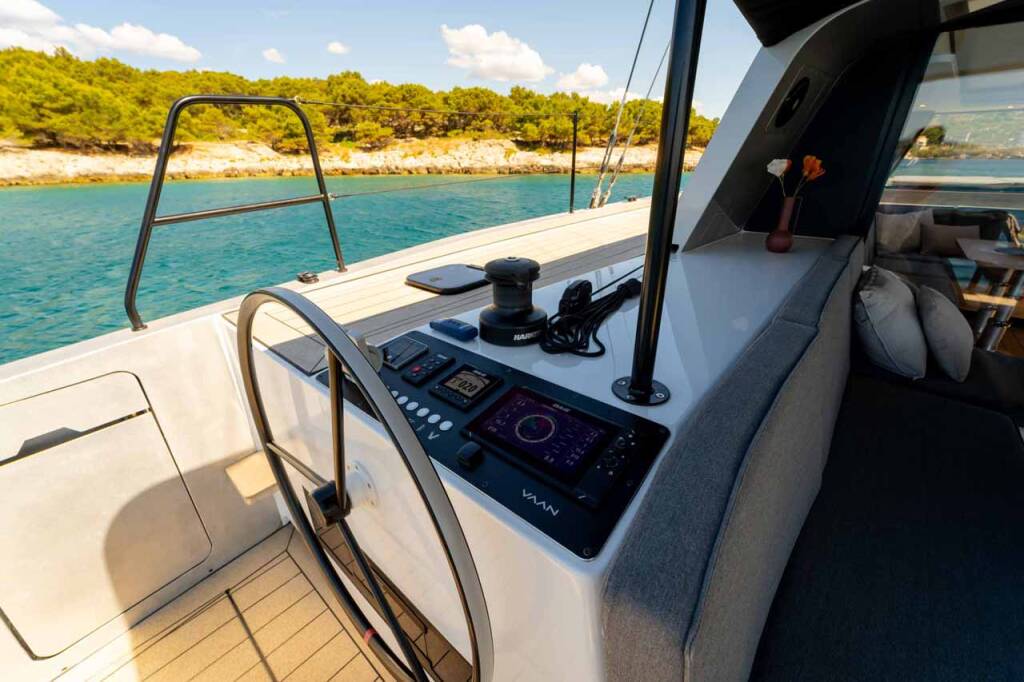 Catamaran Vaan R4 Electric Silence