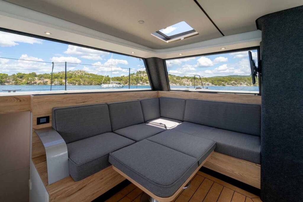 Catamaran Vaan R4 Electric Silence