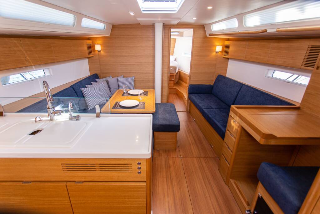 Sailing yacht X4⁶ Artemis