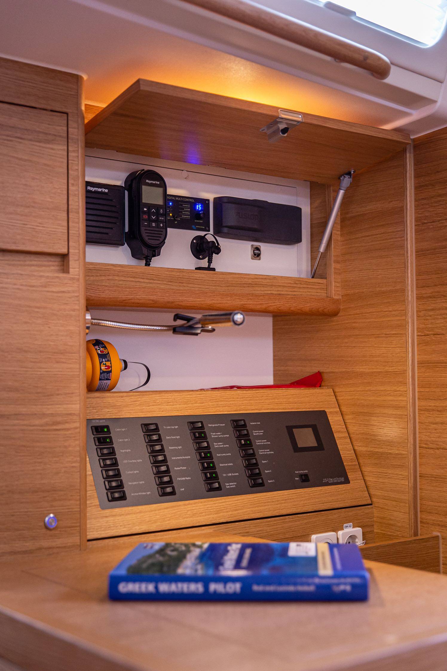 Sailing yacht X4⁶ Artemis