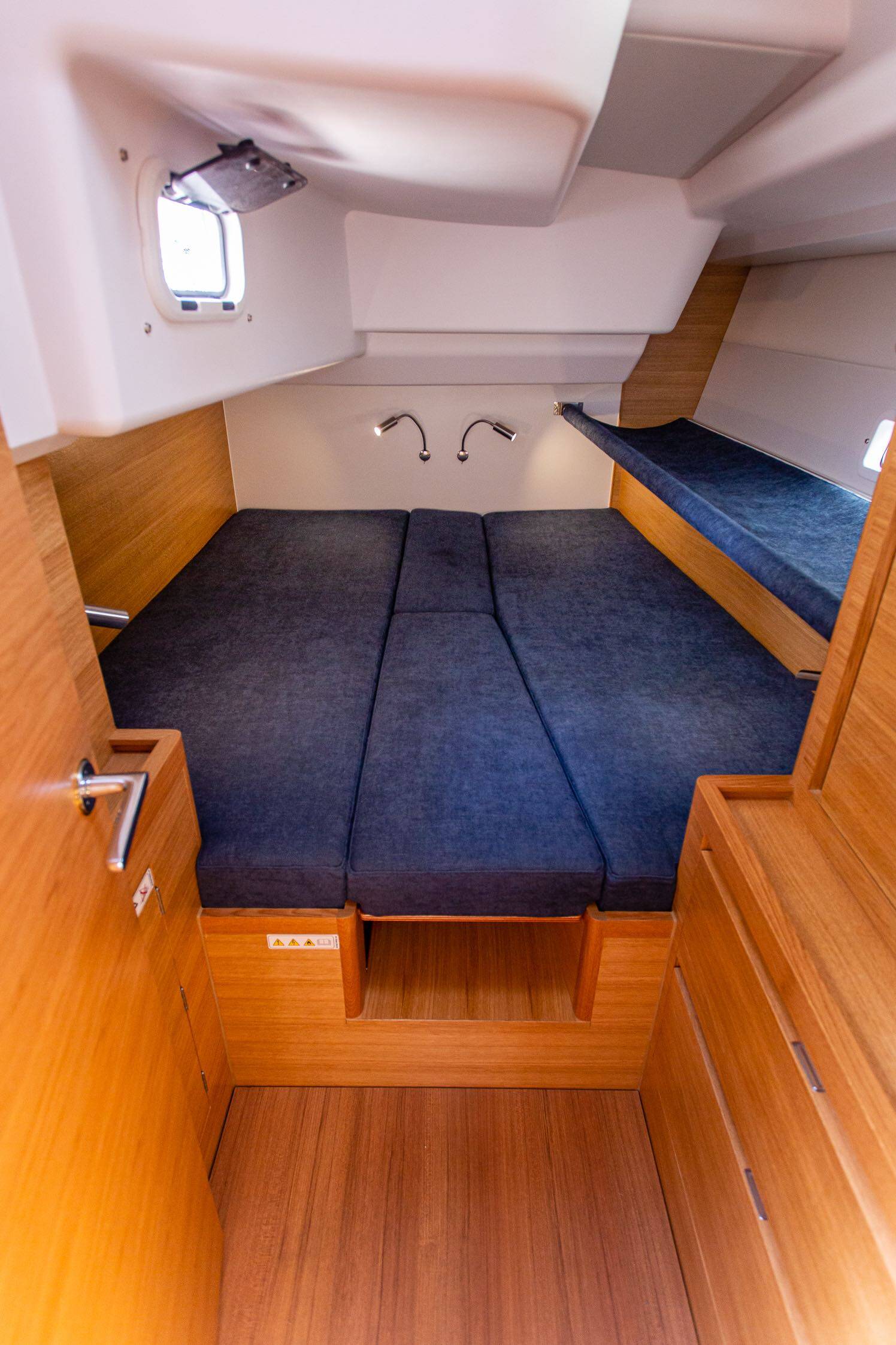 Sailing yacht X4⁶ Artemis